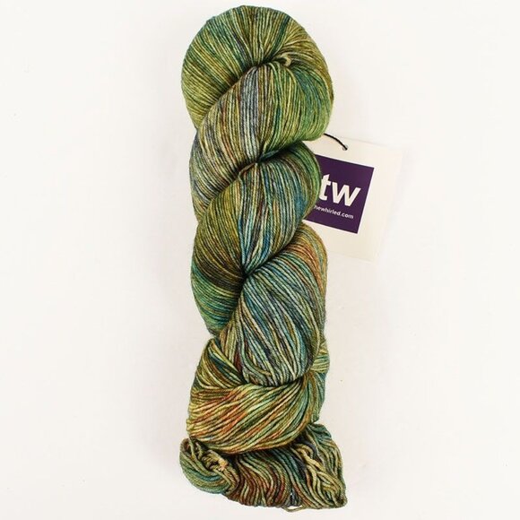 Into the Whirled Pakokku Sock Yarn Superwash Merino Nylon 460 Yards Moscow Mule - Picture 1 of 3